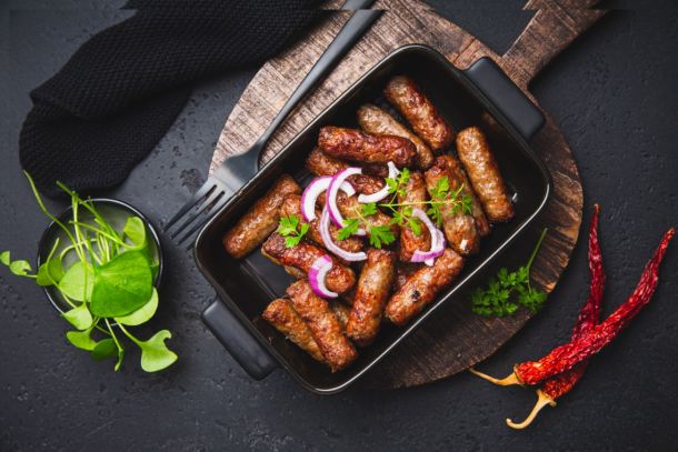 Sommerpasta mit Cevapcici